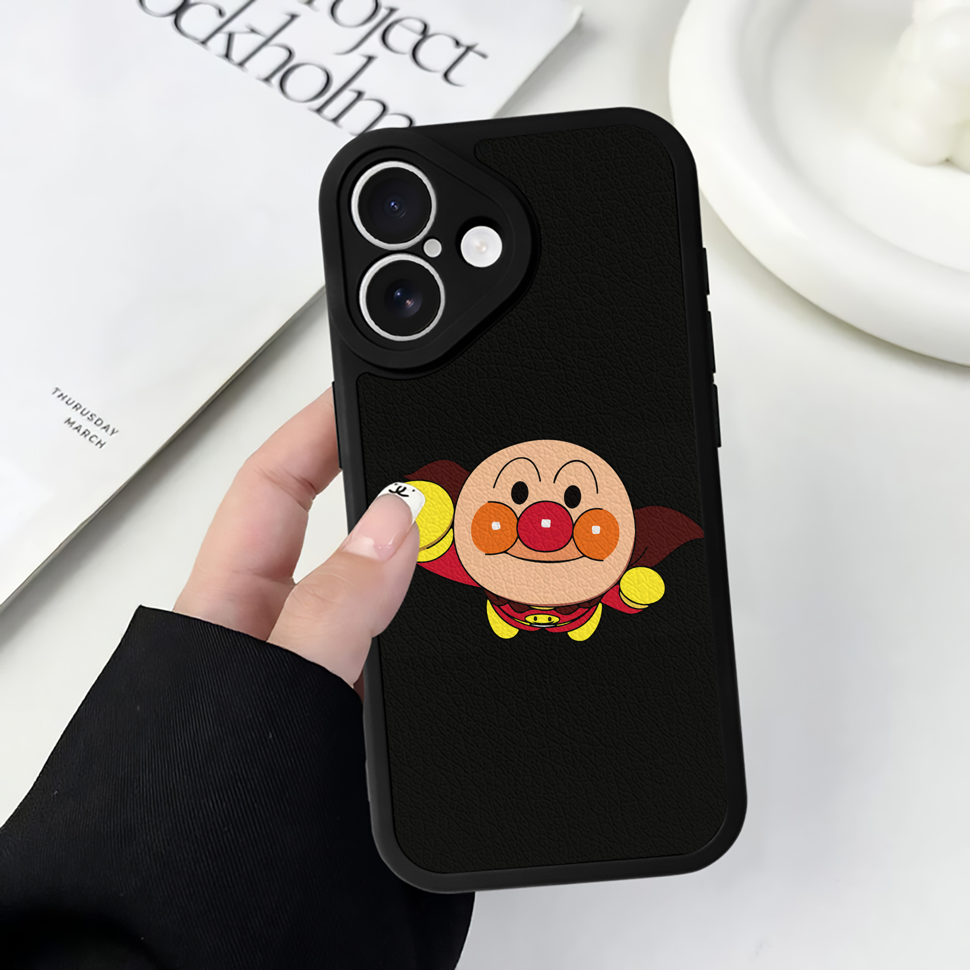 （画像用） アンパンマン Anpanman 【iPhone 16シリーズ対応】シリコンスマホケース（レザー調） 材質：シリコン